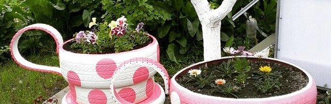 Креативні клумби з покришок: від яскравого вазона до екзотичних птахів