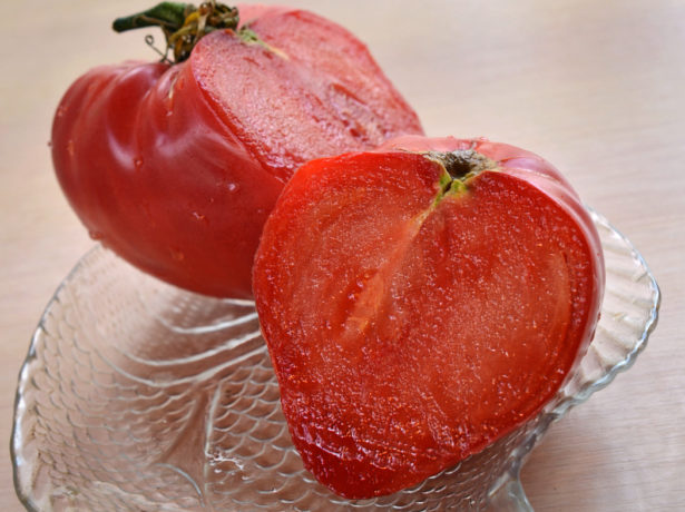 Сенсей-томат сибірської селекції з красивими і великими плодами