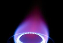 Як налаштувати полум’я газового котла та безпечно усунути витоку